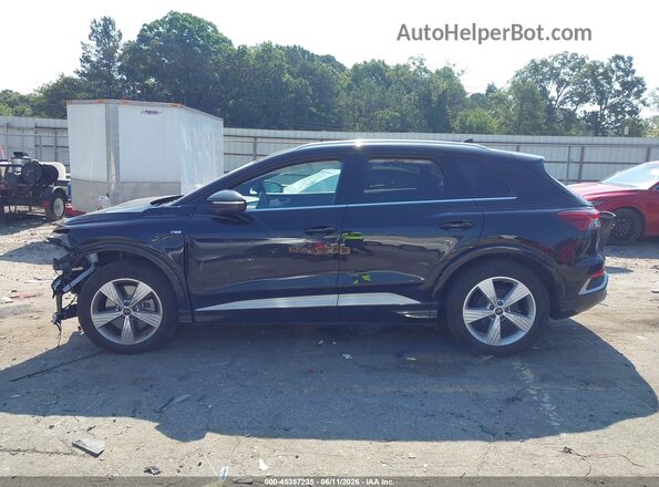 WA1LUBFZ6RP057675 2024 AUDI Q4 Black Widok wnętrza z tyłu