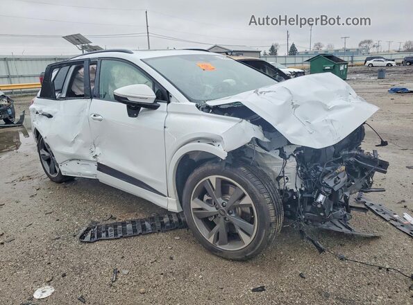 WA1LUBFZ7RP064859 2024 AUDI Q4 White Przód prawy