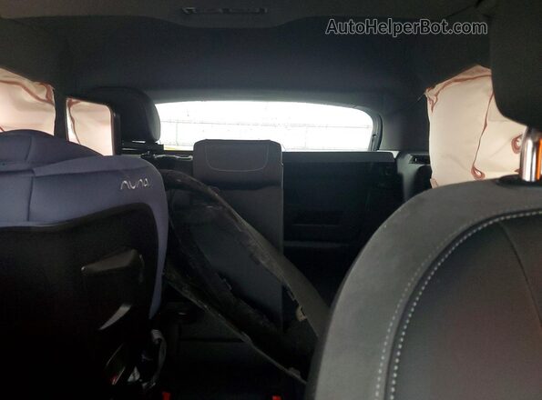 WA1LUBFZ7RP064859 2024 AUDI Q4 White Widok tylnych siedzeń