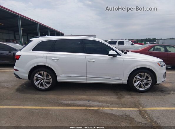 WA1LXAF71MD019572 2021 AUDI Q7 White Սալոնի հետևի տեսք