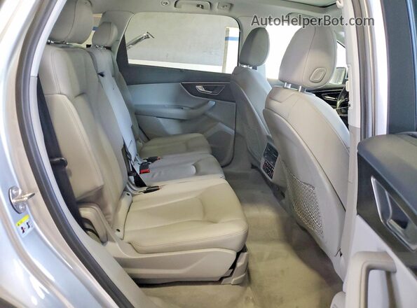 WA1LXAF74MD027939 2021 AUDI Q7 Серебряный Вид задней части салона