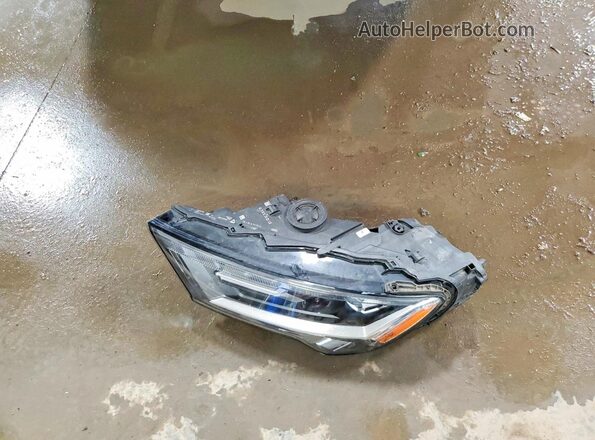 WA1LXAF77MD011802 2021 AUDI Q7 White Вид підкапотного простору
