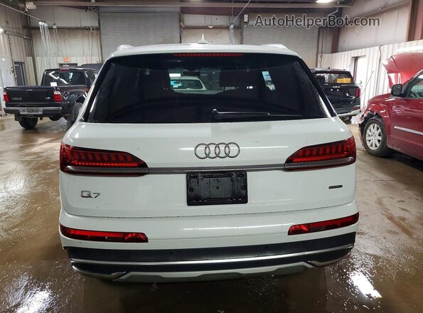WA1LXAF77MD011802 2021 AUDI Q7 White Вид ззаду