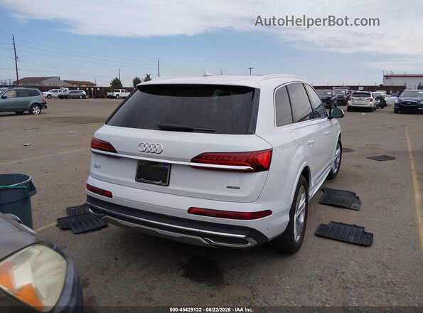 WA1LXBF77ND020555 2022 AUDI Q7 White 