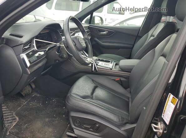 WA1LXBF78PD000785 2023 AUDI Q7 Black Սալոնի դիմացի տեսք