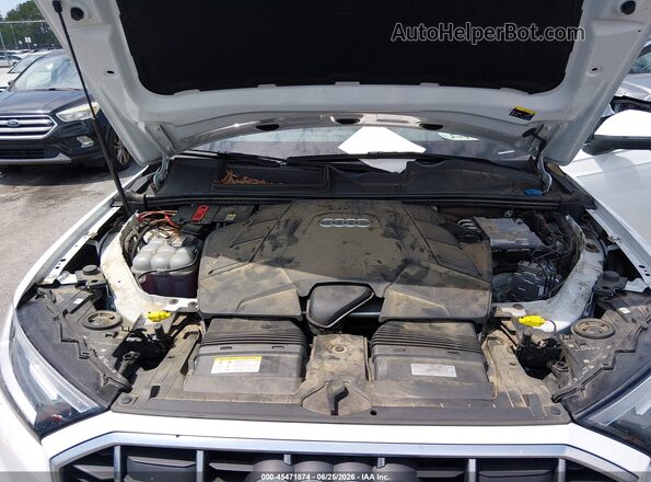 WA1LXBF79ND018709 2022 AUDI Q7 White უკანა ხედი