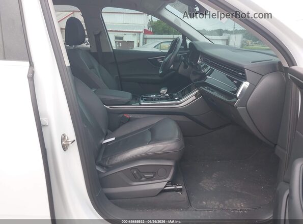 WA1LXBF79ND020489 2022 AUDI Q7 White Вид салону спереду
