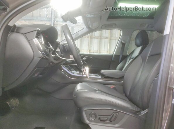 WA1LXBF7XND020176 2022 AUDI Q7 Gray Vista interior delantera
