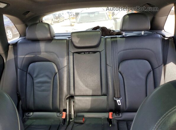 WA1M2AFP7HA095260 2017 AUDI Q5 Silver Հետևի նստատեղերի տեսք