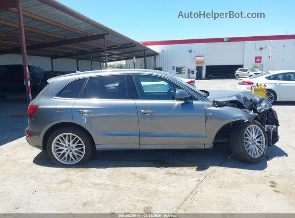 WA1M2AFP8HA049193 2017 AUDI Q5 Gray Rear interior view