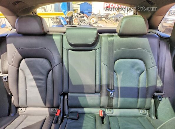 WA1M2AFPXHA056291 2017 AUDI Q5 Черный Вид задних сидений