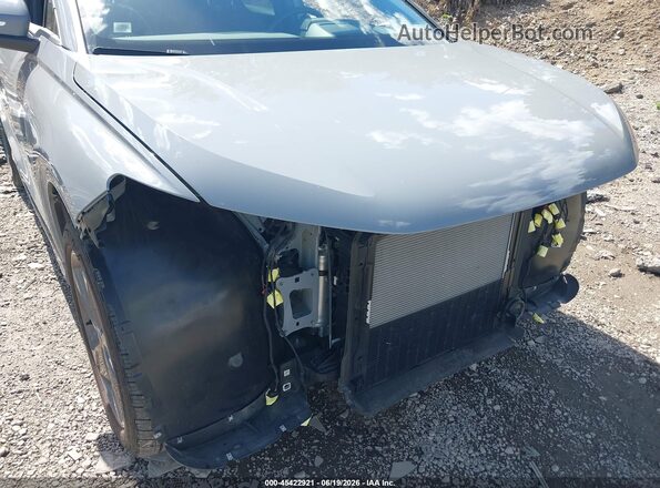 WA1M2BFZ8RP000436 2024 AUDI Q4 Gray Widok z przodu