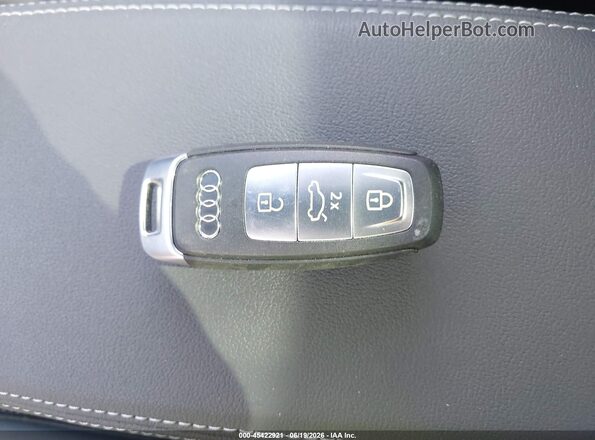 WA1M2BFZ8RP000436 2024 AUDI Q4 Gray Widok deski rozdzielczej