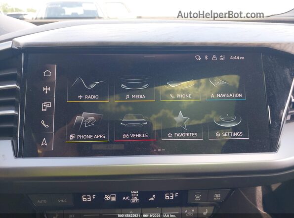 WA1M2BFZ8RP000436 2024 AUDI Q4 Gray 