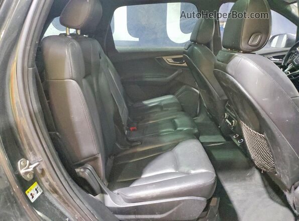 WA1MAAF72HD054147 2017 AUDI Q7 Gray Սալոնի հետևի տեսք
