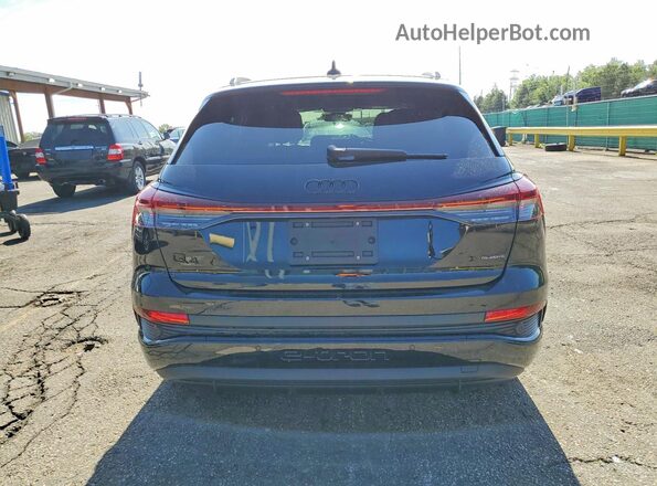 WA1MUBFZ6RP060760 2024 AUDI Q4 Black უკანა ხედი