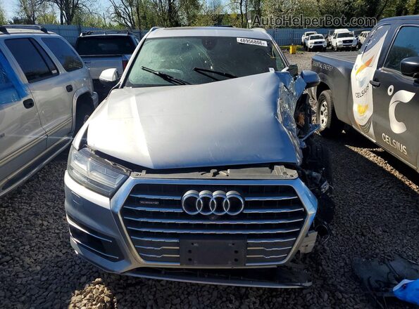 WA1VAAF70HD043040 2017 AUDI Q7 Silver Դիմացի տեսք