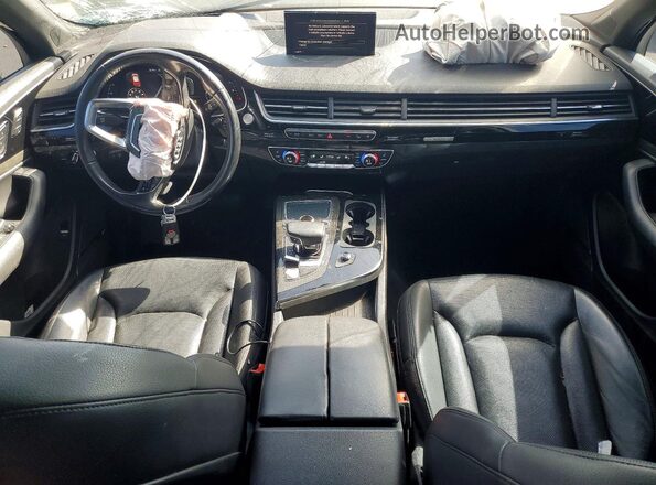WA1VAAF70HD043040 2017 AUDI Q7 Silver Առջևի վահանակի տեսք