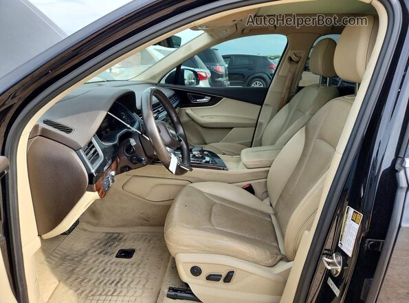 WA1VAAF71HD020947 2017 AUDI Q7 Black 