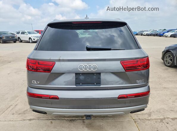 WA1VAAF71JD024910 2018 AUDI Q7 Gray Rear view