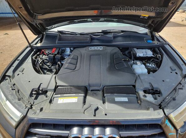 WA1VAAF71JD050908 2018 AUDI Q7 Black Engine compartment view