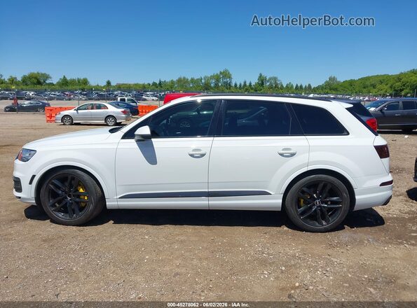 WA1VAAF72JD009624 2018 AUDI Q7 White Widok wnętrza 360 stopni