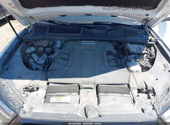 WA1VAAF72JD009624 2018 AUDI Q7 White Widok z tyłu