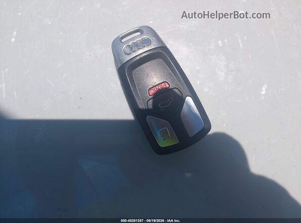 WA1VAAF72JD020249 2018 AUDI Q7 White Вид панелі приладів