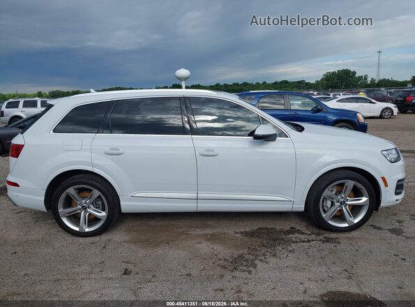 WA1VAAF72KD024089 2019 AUDI Q7 Белый Вид задней части салона