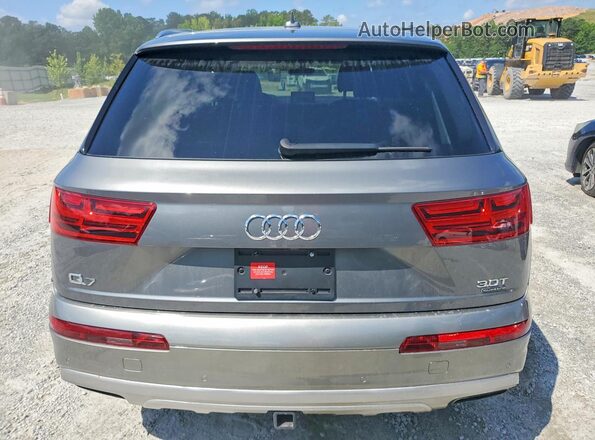 WA1VAAF73JD015562 2018 AUDI Q7 Gray Widok z tyłu