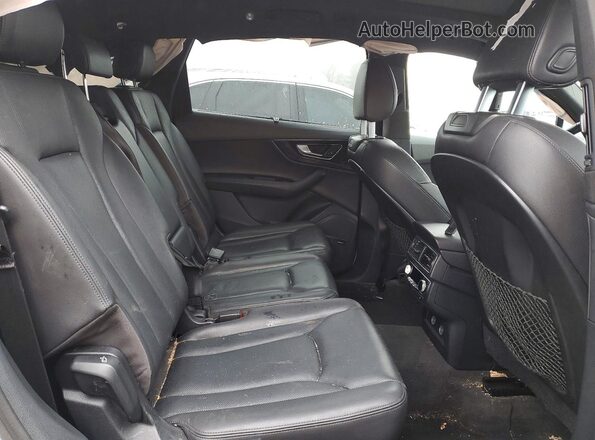WA1VAAF75JD019824 2018 AUDI Q7 White Rear interior view