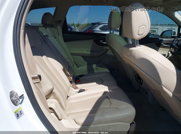 WA1VAAF75JD026529 2018 AUDI Q7 White Вид наклейки з VIN-кодом
