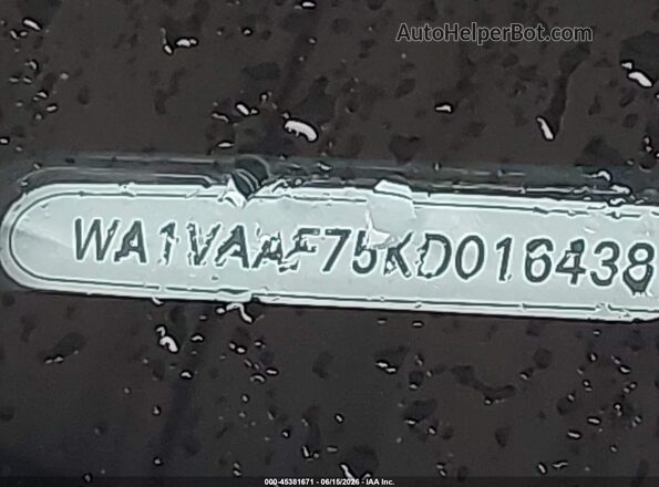 WA1VAAF75KD016438 2019 AUDI Q7 White Շարժիչի բաժամունքի տեսք