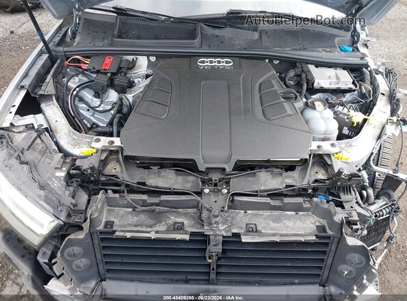 WA1VAAF76JD019024 2018 AUDI Q7 Silver Rear view