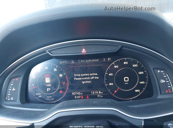 WA1VAAF76JD037846 2018 AUDI Q7 Gray Vista de los asientos traseros