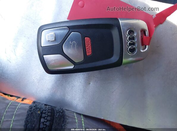 WA1VAAF76JD037846 2018 AUDI Q7 Gray Vista del salpicadero