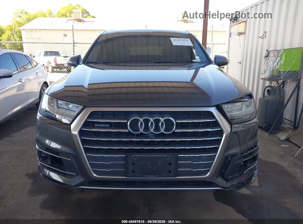 WA1VAAF76JD037846 2018 AUDI Q7 Gray Vista del cuadro de instrumentos