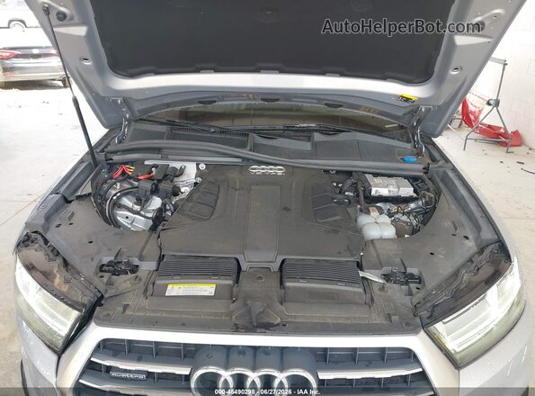 WA1VAAF77JD048239 2018 AUDI Q7 Silver Вид ззаду