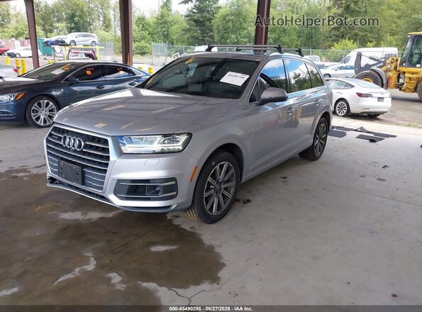 WA1VAAF77JD048239 2018 AUDI Q7 Silver Передня ліва чверть