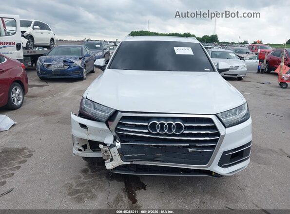 WA1VAAF78JD037878 2018 AUDI Q7 White Widok z przodu