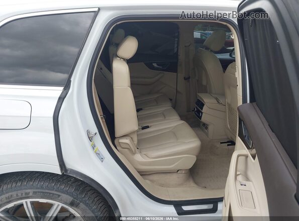 WA1VAAF78JD037878 2018 AUDI Q7 White Widok naklejki z numerem VIN