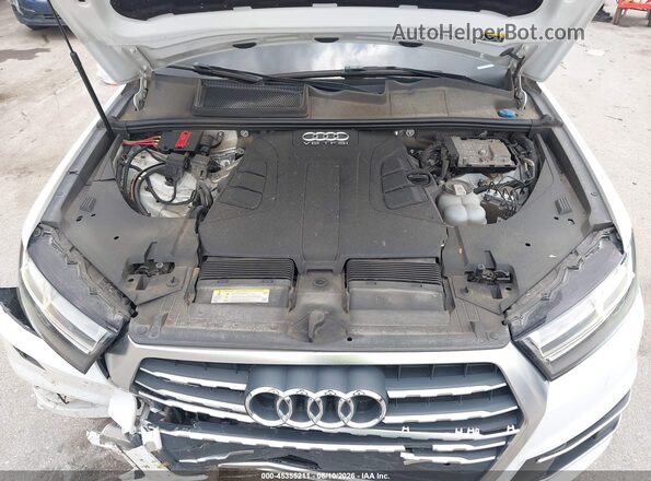 WA1VAAF78JD037878 2018 AUDI Q7 White Widok z tyłu