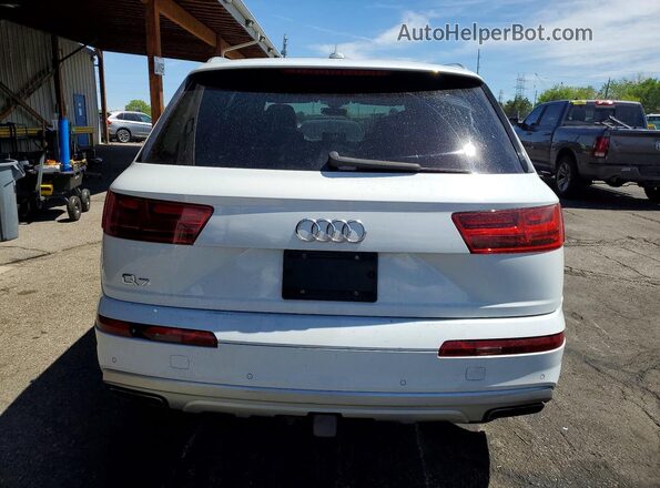 WA1VAAF79HD033316 2017 AUDI Q7 White Вид ззаду