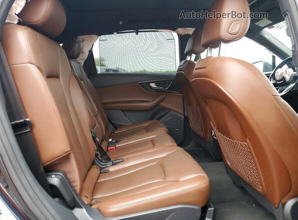WA1VAAF7XHD035852 2017 AUDI Q7 Black Հետևի նստատեղերի տեսք