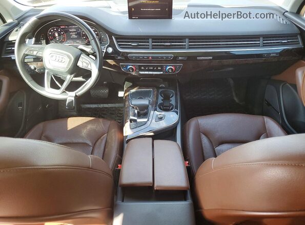 WA1VAAF7XJD027823 2018 AUDI Q7 White წინა პანელის ხედი
