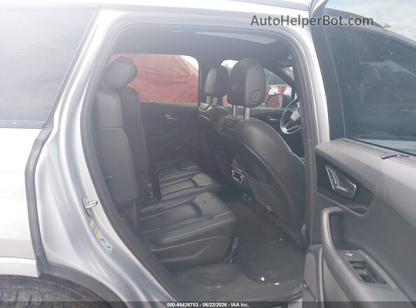 WA1VAAF7XKD049533 2019 AUDI Q7 Silver Вид наклейки з VIN-кодом