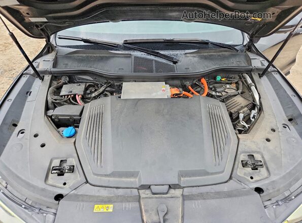 WA1VAAGE8KB009458 2019 AUDI E-TRON Black უკანა სალონის ხედი