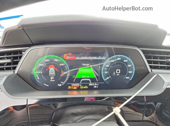 WA1VAAGE8KB009458 2019 AUDI E-TRON Black ხელსაწყოთა პანელის ხედი