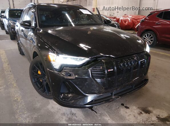 WA1VABGE8PB001101 2023 AUDI E-TRON Черный Вид спереди