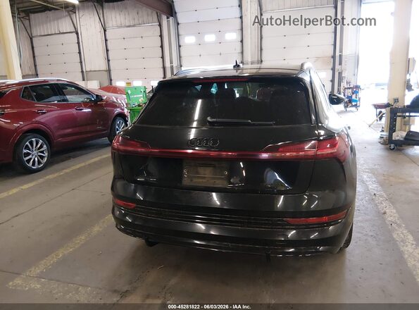 WA1VABGE8PB001101 2023 AUDI E-TRON Черный 